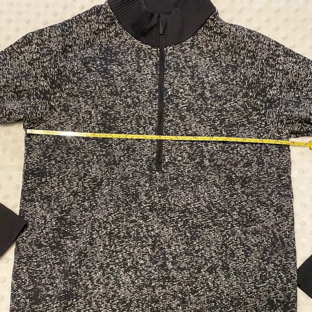 Lululemon quarter zip black and grey long sleeve pullover 6. - Picture 3 of 8